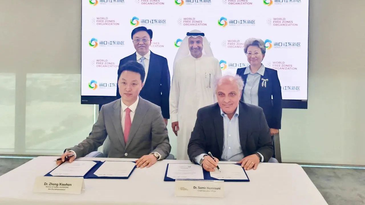 冯飞率团出访阿联酋日本归来